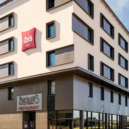 Hotel Ibis Saint Quentin En Yvelines - Velodrome Montigny-le-Bretonneux Exteriér fotografie