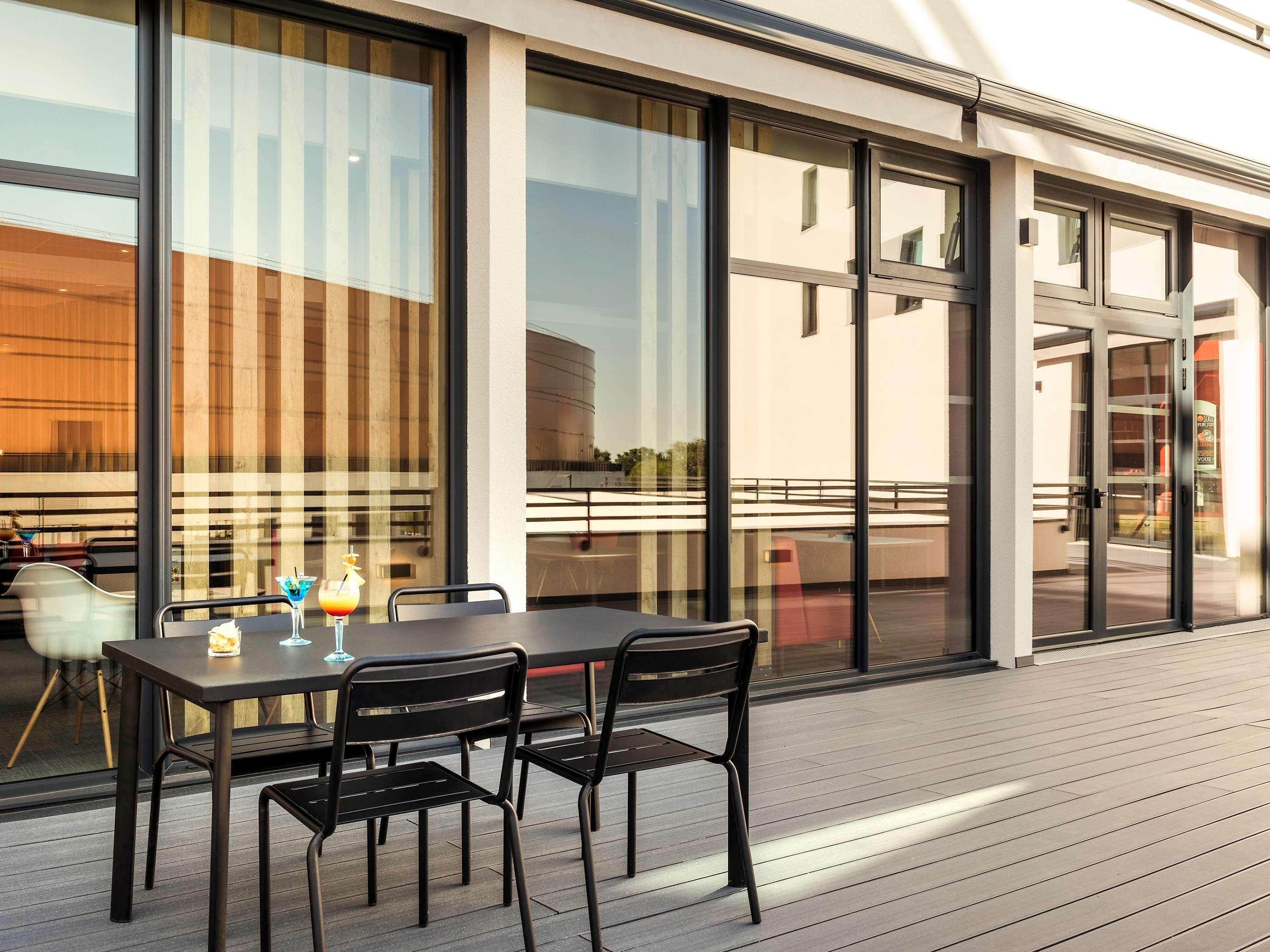 Hotel Ibis Saint Quentin En Yvelines - Velodrome Montigny-le-Bretonneux Exteriér fotografie