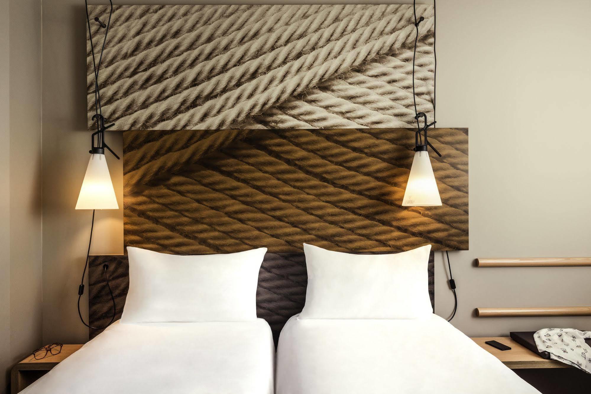 Hotel Ibis Saint Quentin En Yvelines - Velodrome Montigny-le-Bretonneux Exteriér fotografie