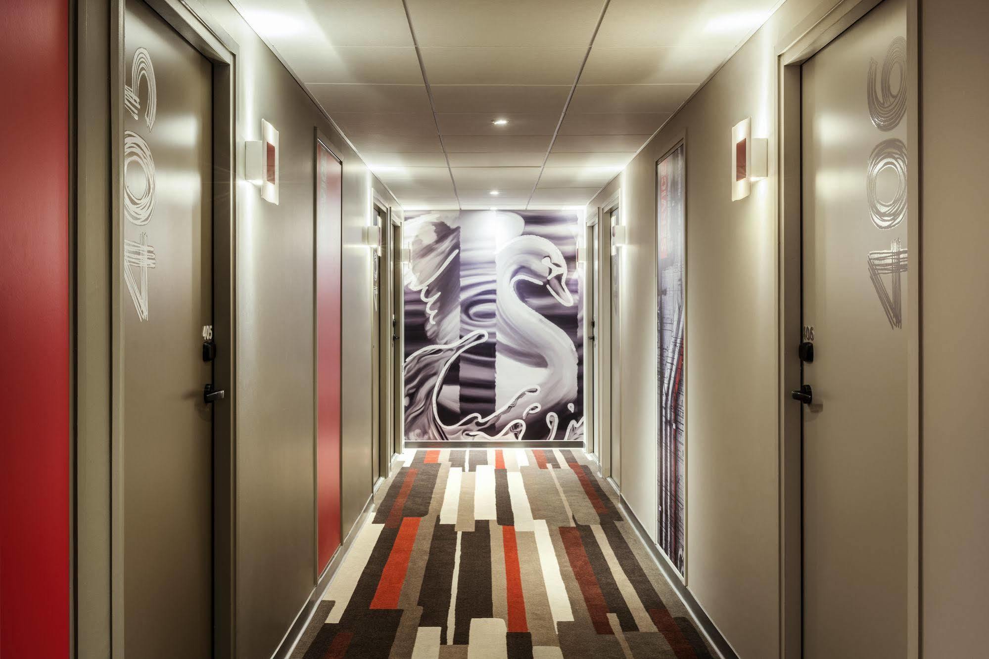 Hotel Ibis Saint Quentin En Yvelines - Velodrome Montigny-le-Bretonneux Exteriér fotografie